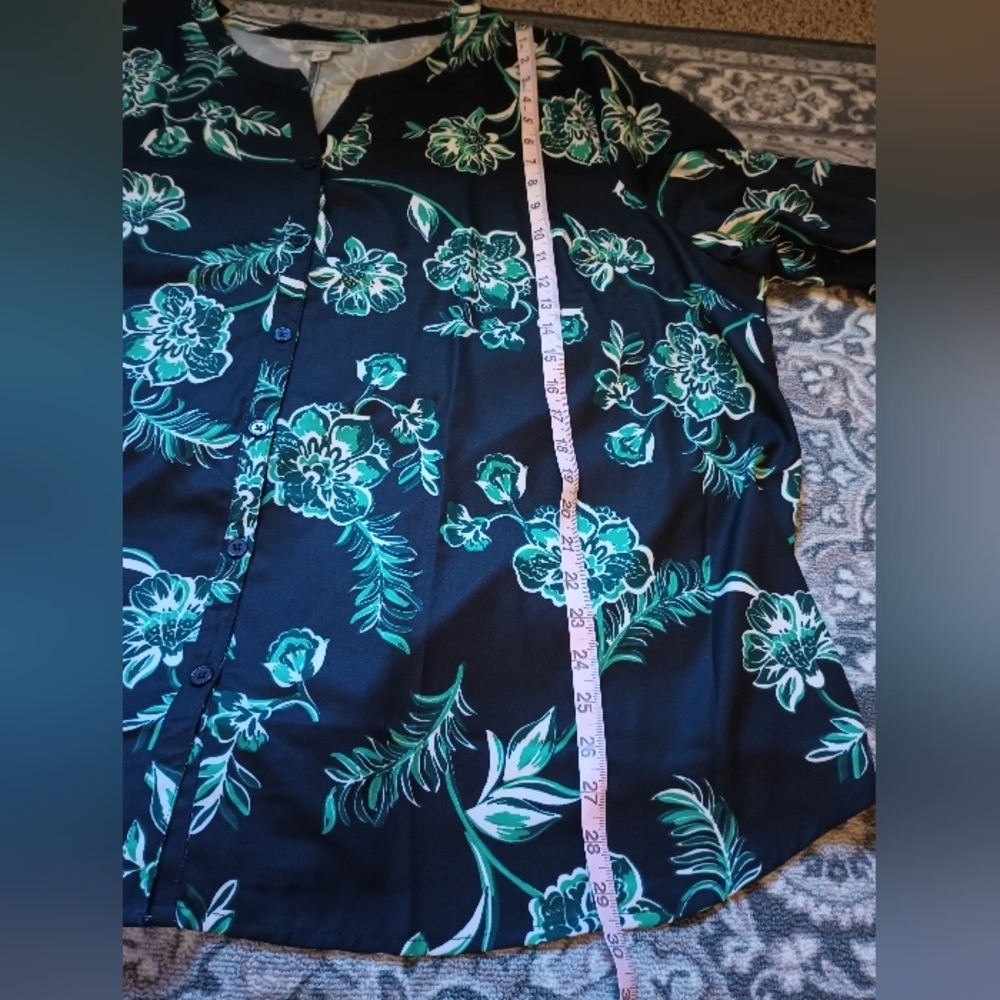 Catherines 3X Button Front Blouse Top Kelly Green Floral Satin Peasant - Picture 13 of 13